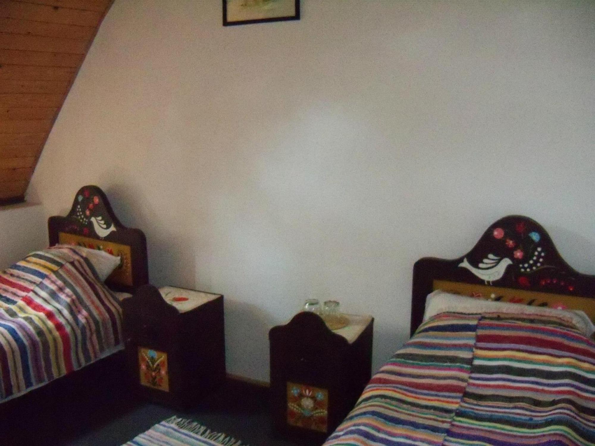 Gobe Csarda Hotel Oradea Luaran gambar